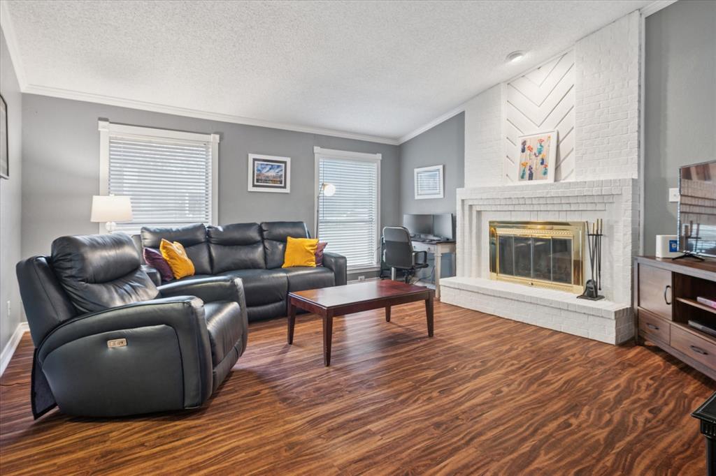 Arlington, Texas 76017, United States, 3 Bedrooms Bedrooms, ,2 BathroomsBathrooms,Residential,Pending,81911