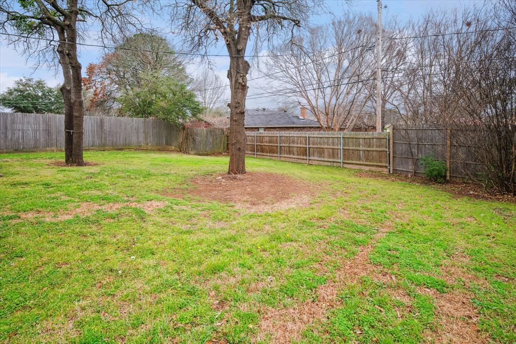 Arlington, Texas 76017, United States, 3 Bedrooms Bedrooms, ,2 BathroomsBathrooms,Residential,Pending,81911