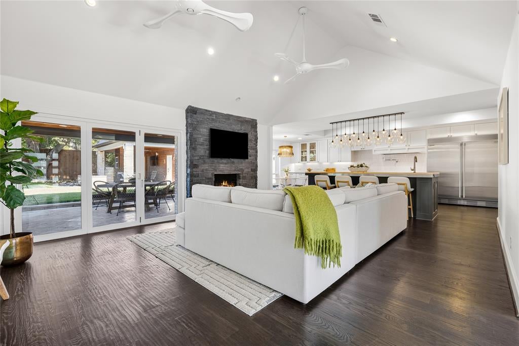 12023 Fieldwood Lane