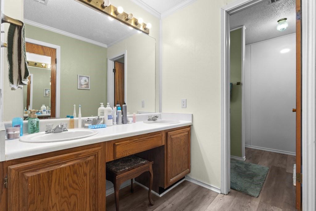 Cedarcrest Shores Estate - Residential