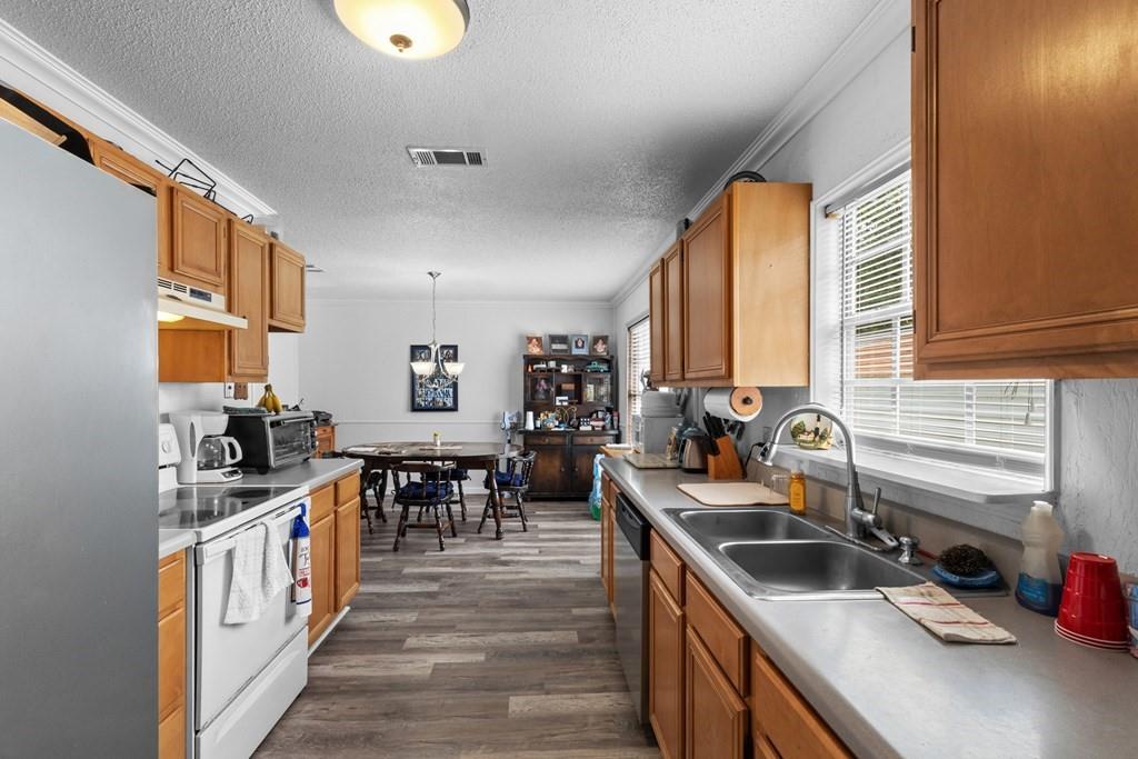 Cedarcrest Shores Estate - Residential