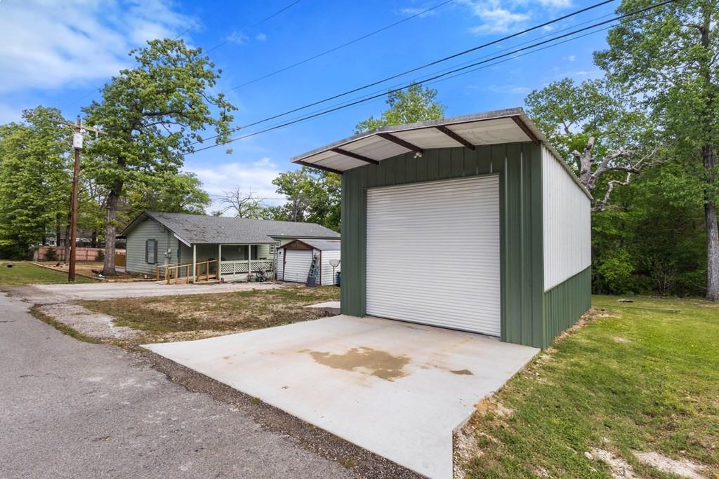 Cedarcrest Shores Estate - Residential