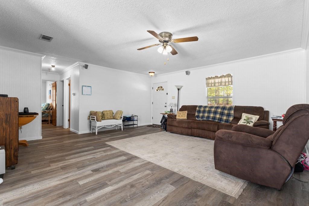 Cedarcrest Shores Estate - Residential