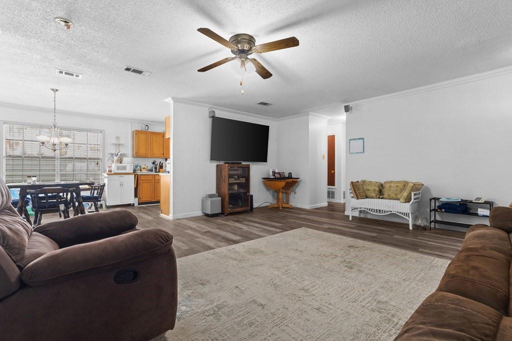 Cedarcrest Shores Estate - Residential