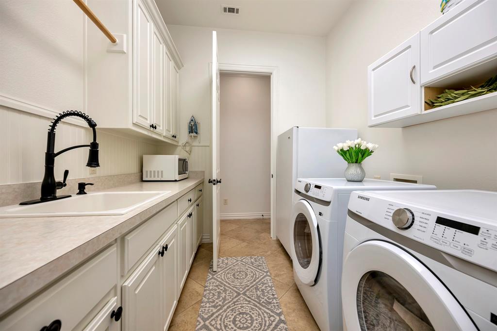 Forest Glenn West - Residential