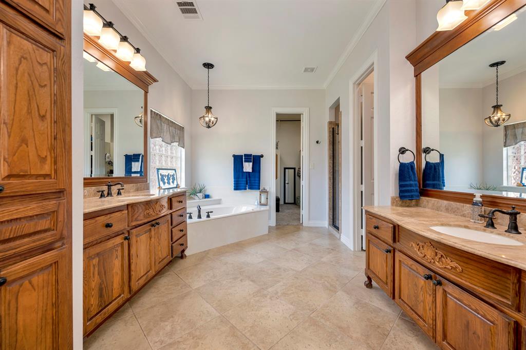 Forest Glenn West - Residential