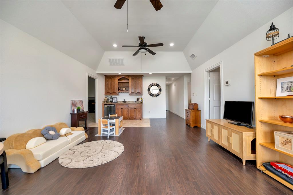 Forest Glenn West - Residential