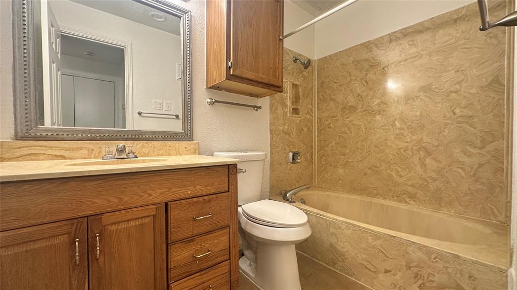 Windjammer Condos - Residential Lease