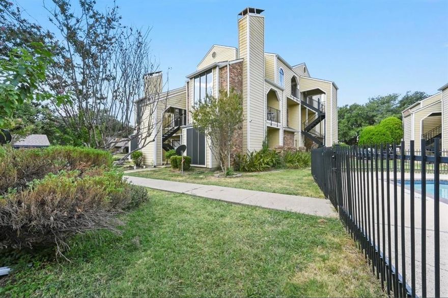 CHARMING 2-BEDROOM, 1-BATH HOME IN GARLAND

Welcome home to this cozy and inviting 2-bedroom, 1-bath residence in Garland, TX—where comfort meets everyday convenience. The thoughtfully designed kitchen offers a clean, functional space ideal for easy meal preparation, while the open living area invites you to unwind by the fireplace after a long day.

Throughout the home, laminate hardwood flooring adds warmth and style, complemented by a beautifully tiled bathroom that brings a fresh, timeless feel. Ceiling fans help keep the space comfortable year-round, and the in-unit washer and dryer add an extra layer of convenience to your daily routine.

This home is perfect for anyone looking for a comfortable, low-maintenance space in a great location. Come see it for yourself and imagine settling in—schedule your tour today!