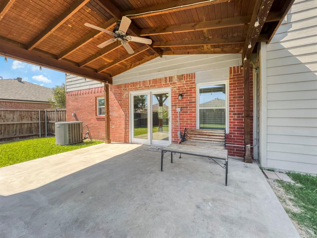 2432 Tisbury Way