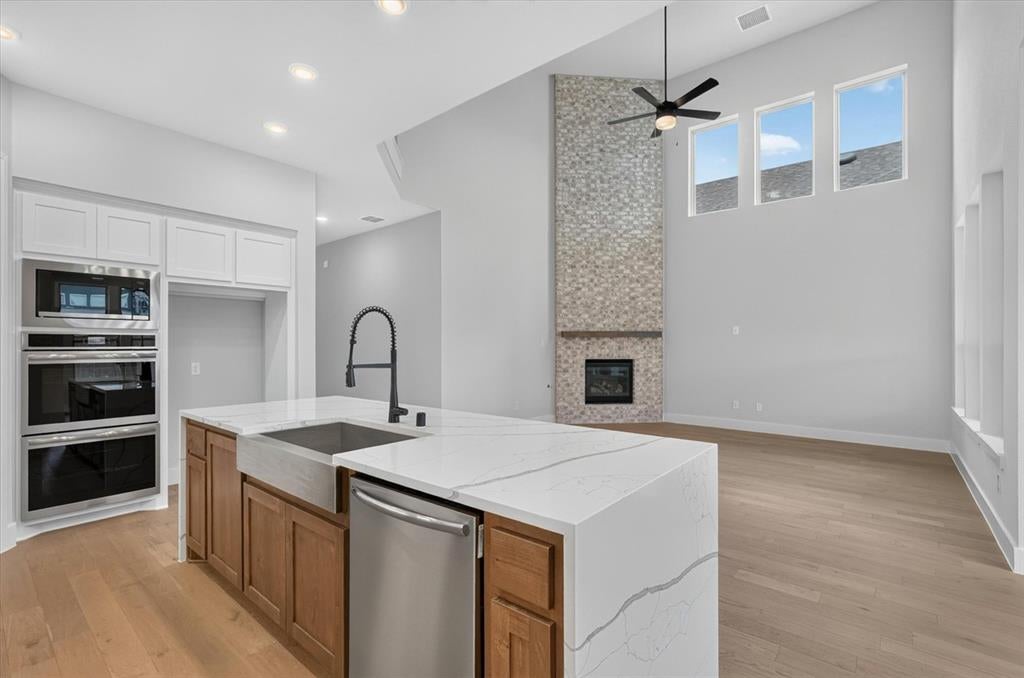 2624 Buckingham Lane