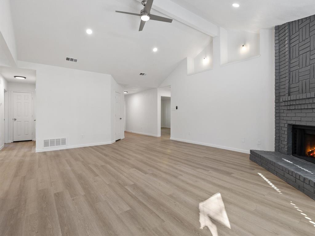 Eagle Downs Ph 01 - Residential Lease