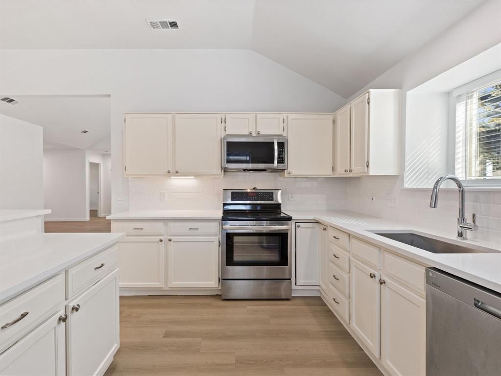 Eagle Downs Ph 01 - Residential Lease