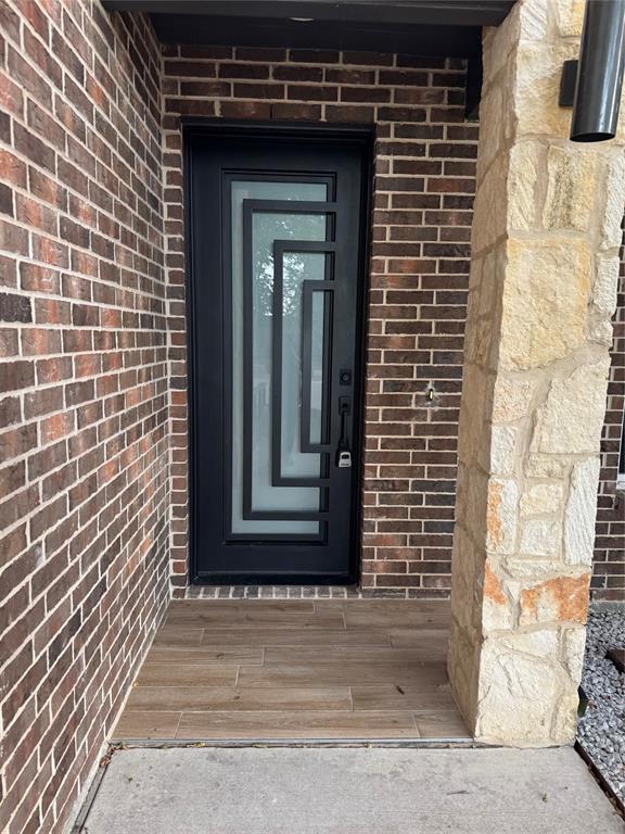 CREEKWOOD TOWNHOMES - Residential