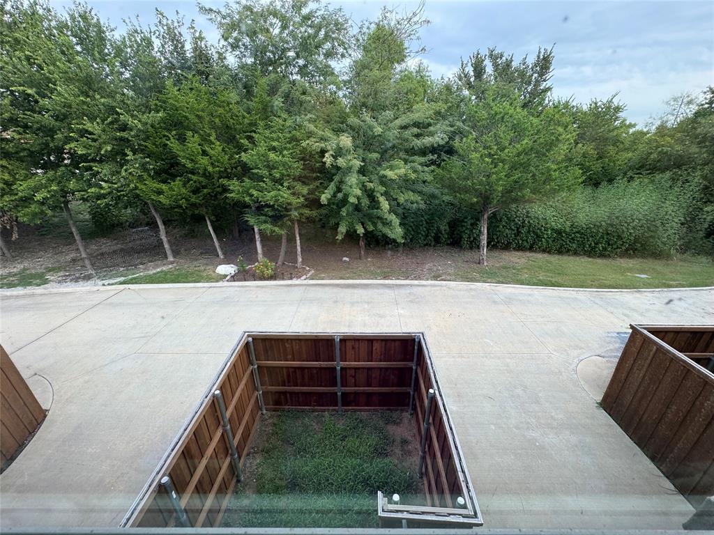 CREEKWOOD TOWNHOMES - Residential