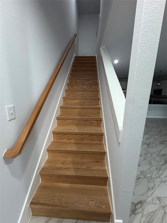 CREEKWOOD TOWNHOMES - Residential