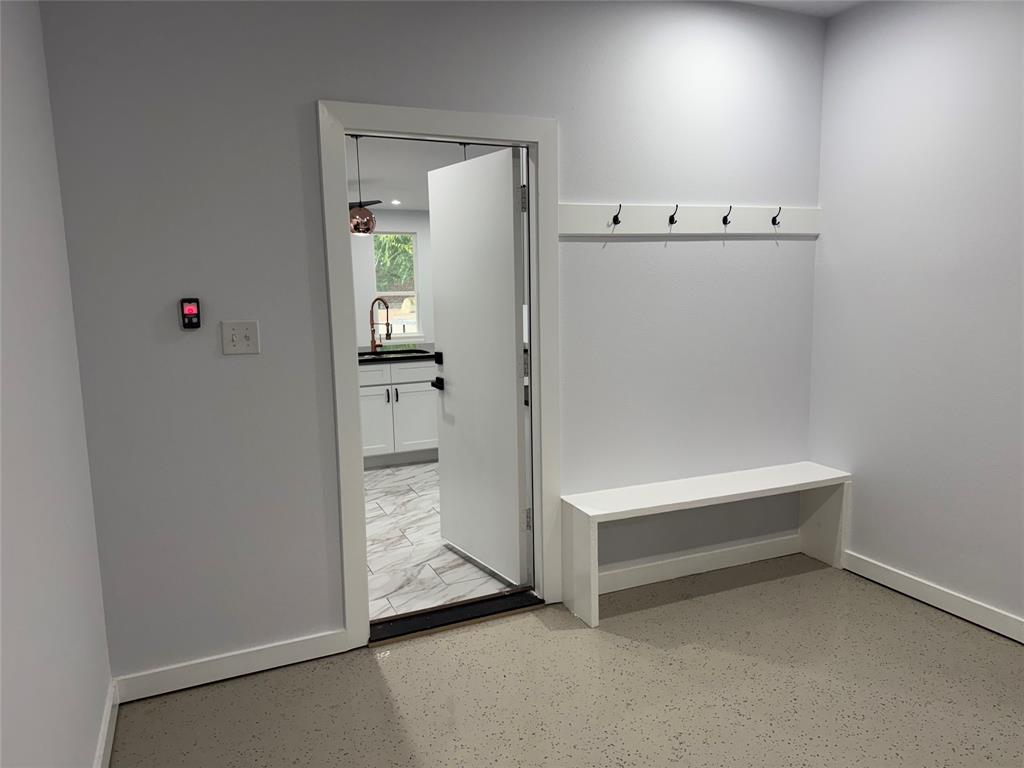 CREEKWOOD TOWNHOMES - Residential