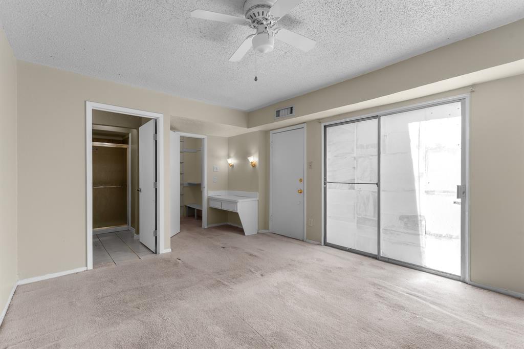 Country Condos Creek - Residential