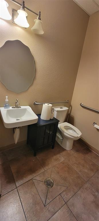 Lawson Sub - Commercial Sale