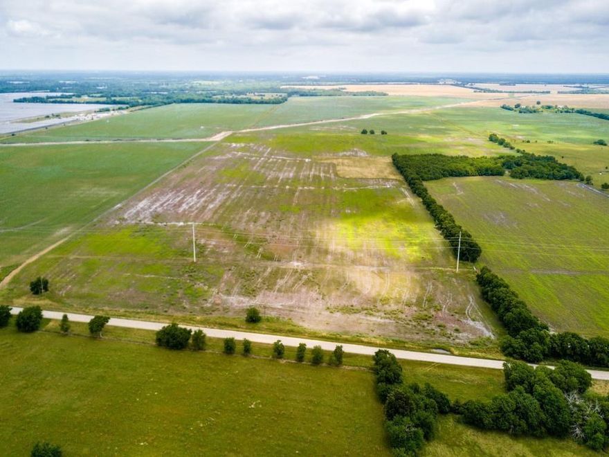 72.24 acres of fertile black land located 1 mile west of Gober. Excellent for wheat, oats, farm garden crops, or hay crops. Lots of highway frontage on Hwy 68 with field road on east side of property. Good investment.