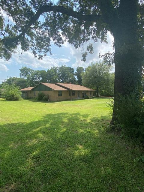 A home in Quitman