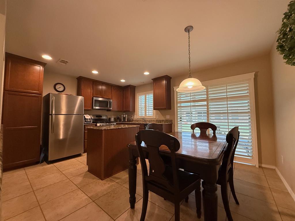 Frisco Lakes By Del Webb Villa - Residential
