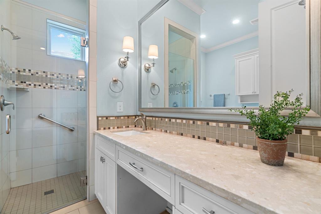 Chateau Du Lac Ph I - Residential