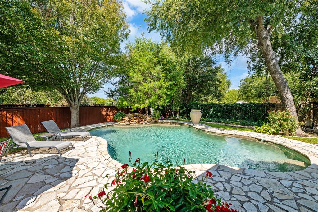 3807 Blue Forest Drive