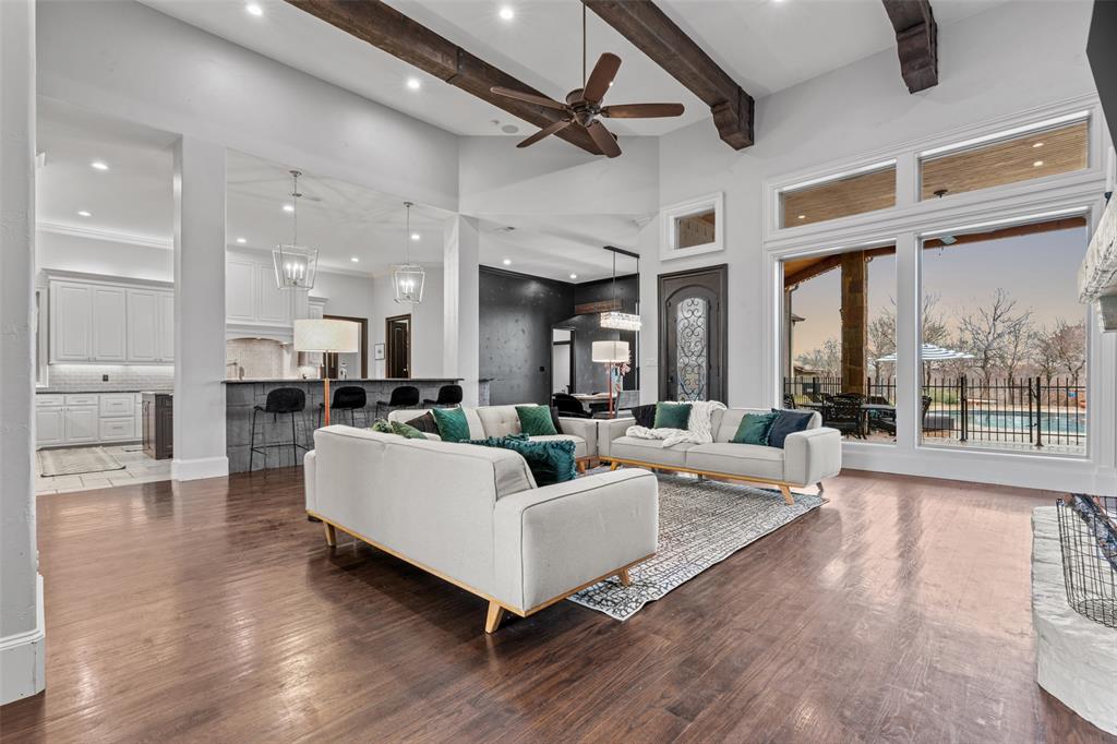 Cattlebaron Parc III - Residential