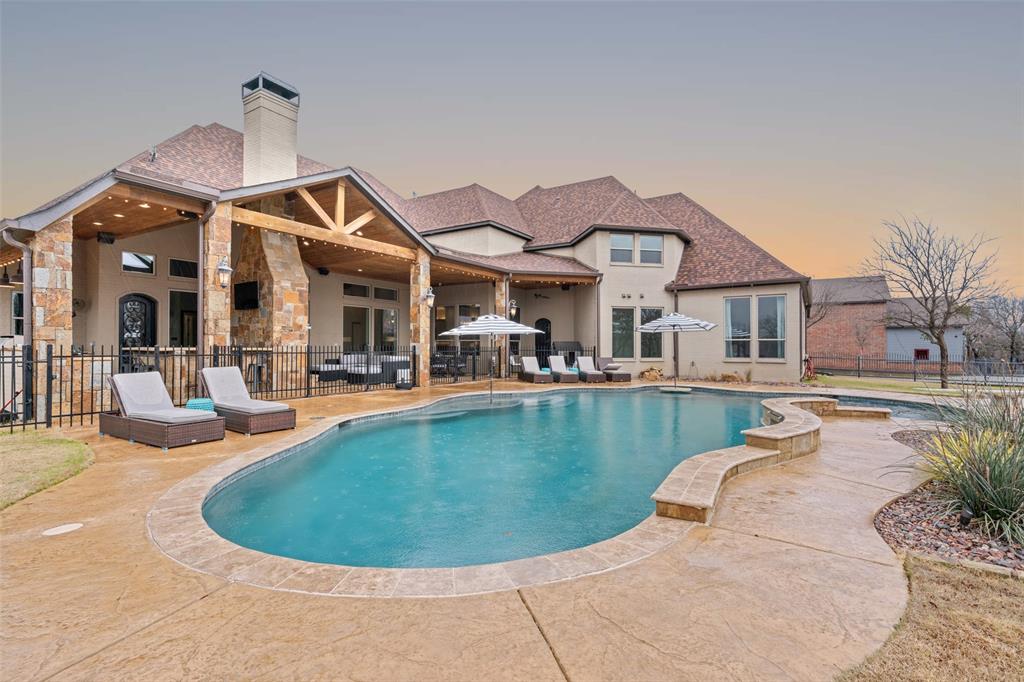 Cattlebaron Parc III - Residential