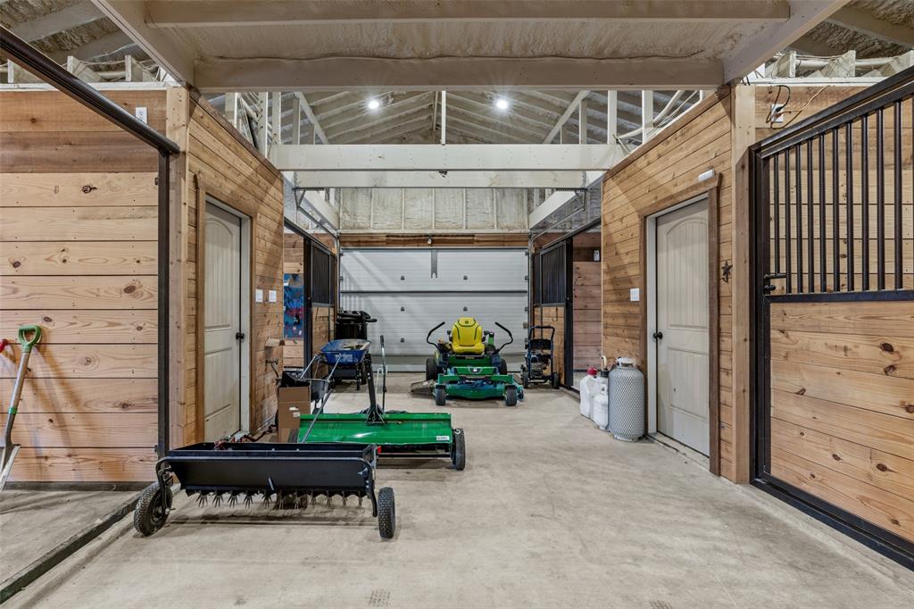 Cattlebaron Parc III - Residential