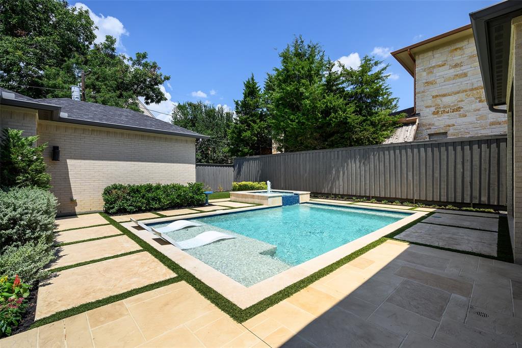 Preston Hills 01 - Residential