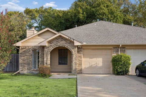 Photo of 1613 19th Street, Plano, TX 75074 (MLS # 21396377)