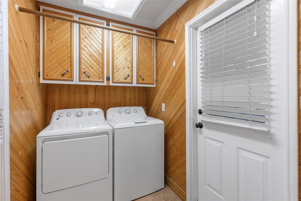 JONAS WHITAKER - Residential