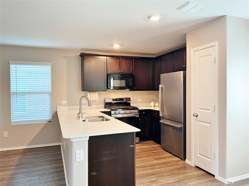 Bluebonnet Estates Ph 1 - Residential Lease