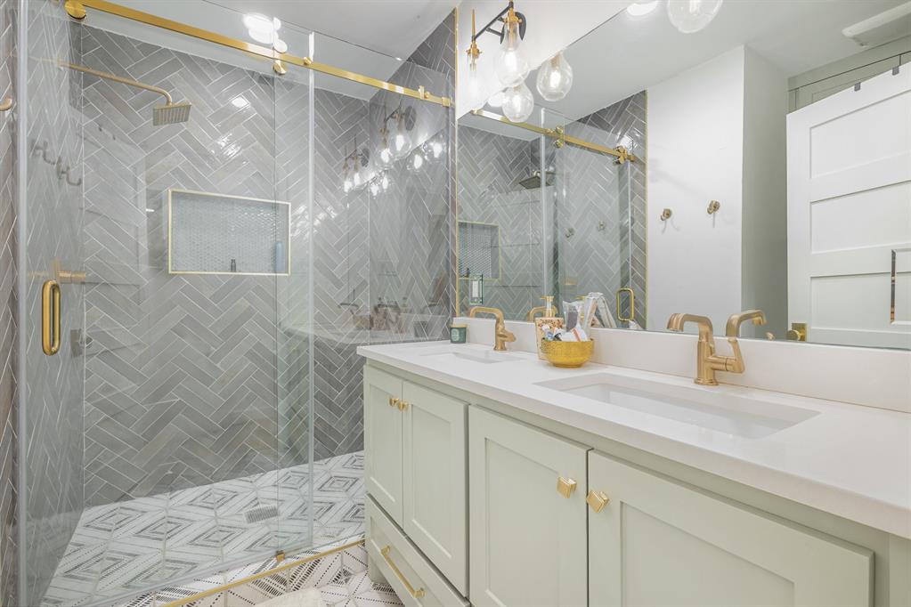 T T Bradley Add - Residential