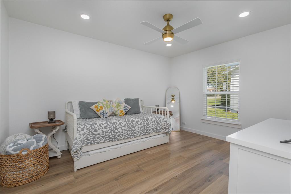 T T Bradley Add - Residential