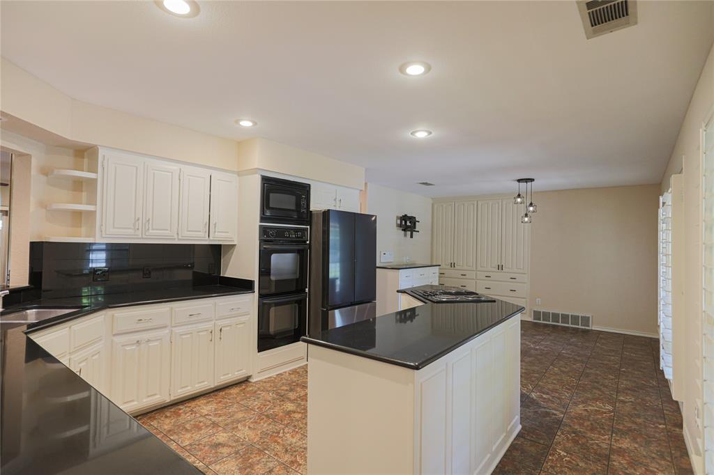 6812 Riverdale Drive