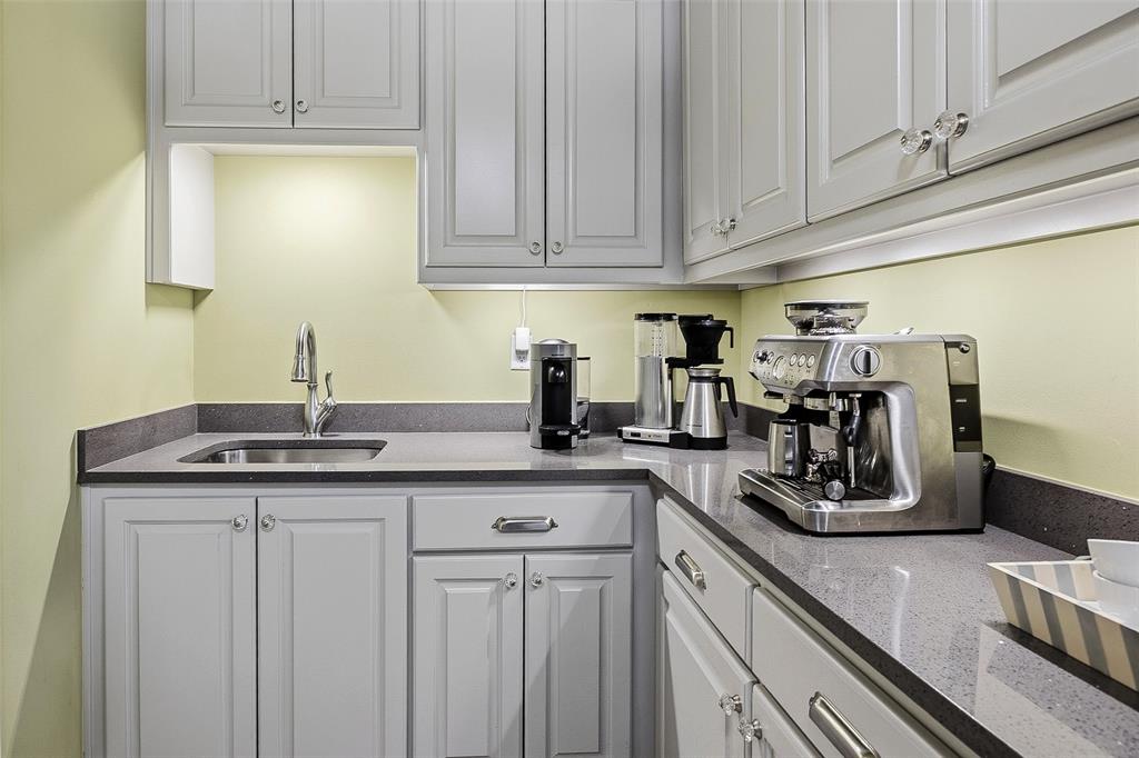 Edwards Ranch Riverhills Add - Residential