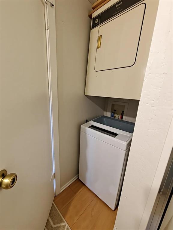 Arlington Oaks Condo - Residential