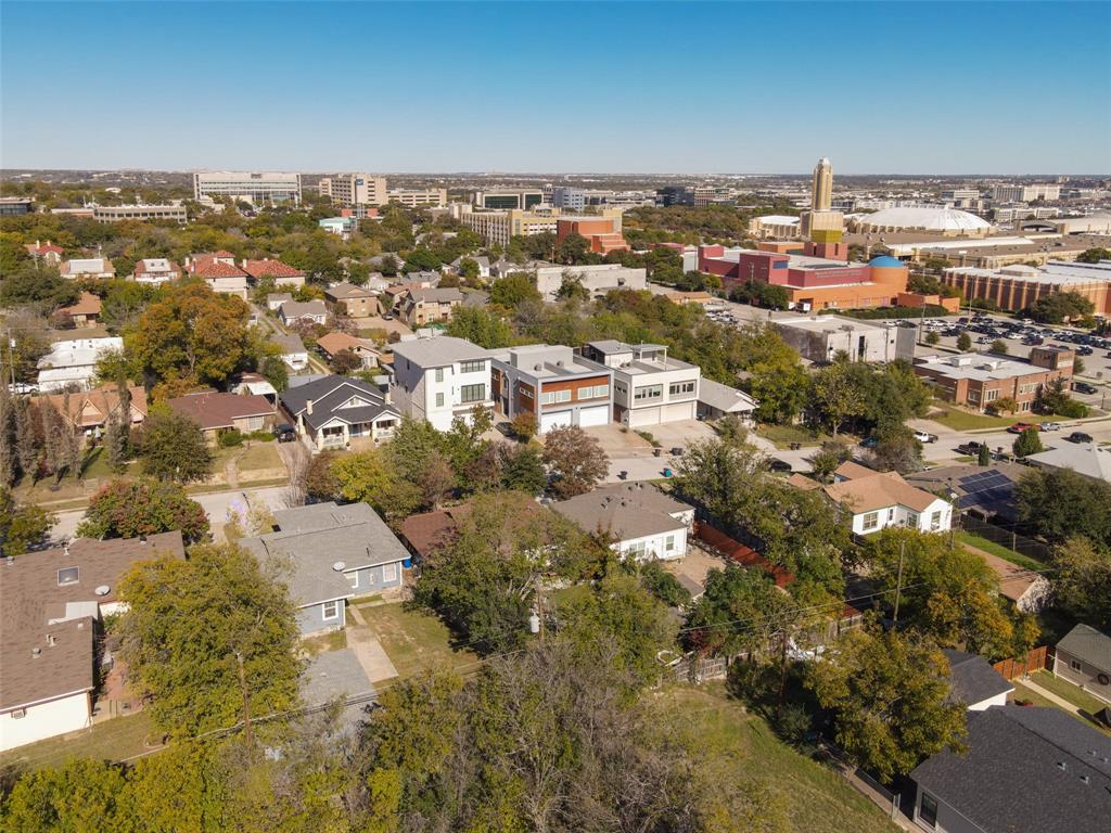 Country Club Heights Block 16 Lot 4 - Residential