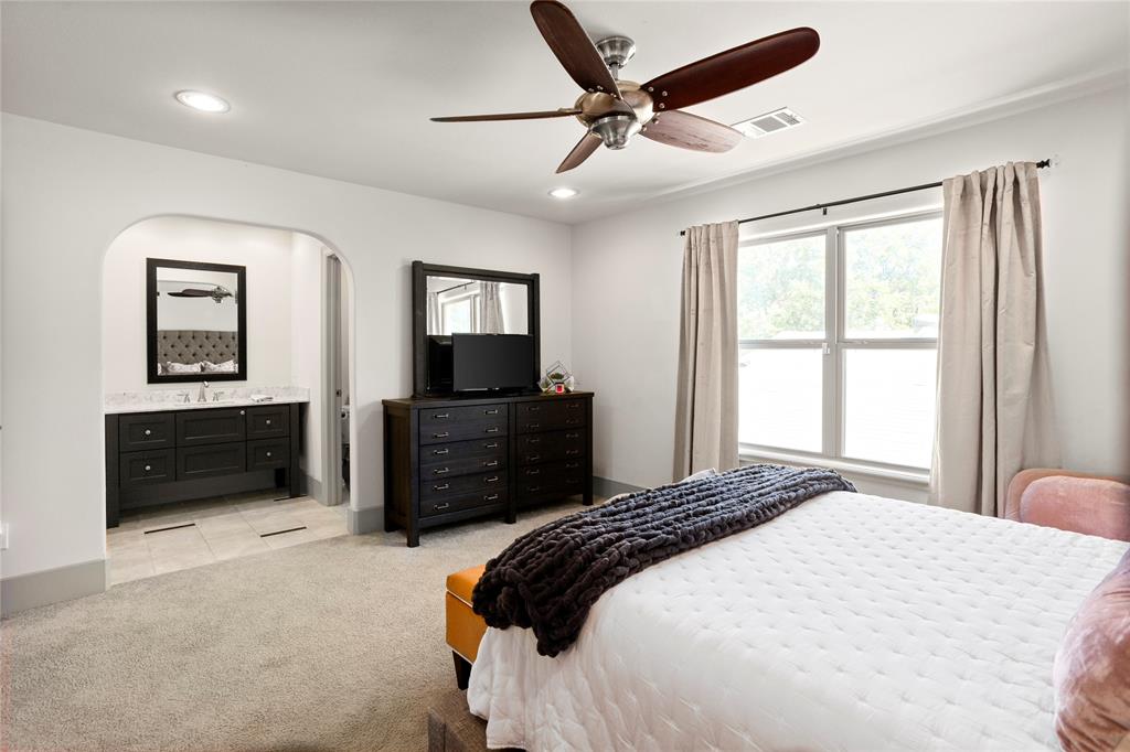 Country Club Heights Block 16 Lot 4 - Residential