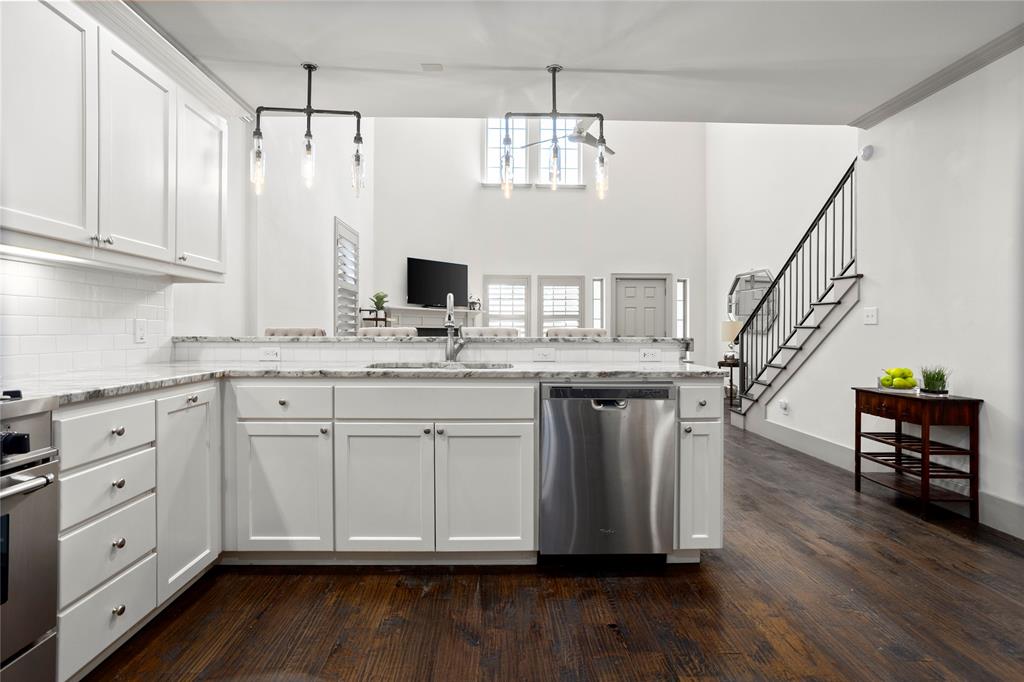 3816 W 7TH Street