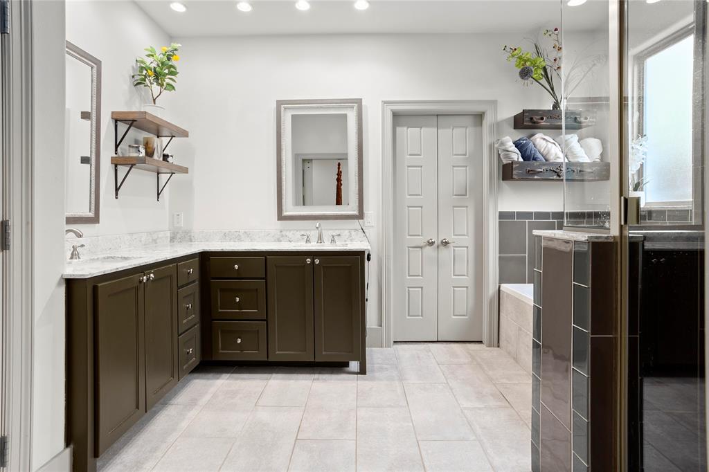 Country Club Heights Block 16 Lot 4 - Residential