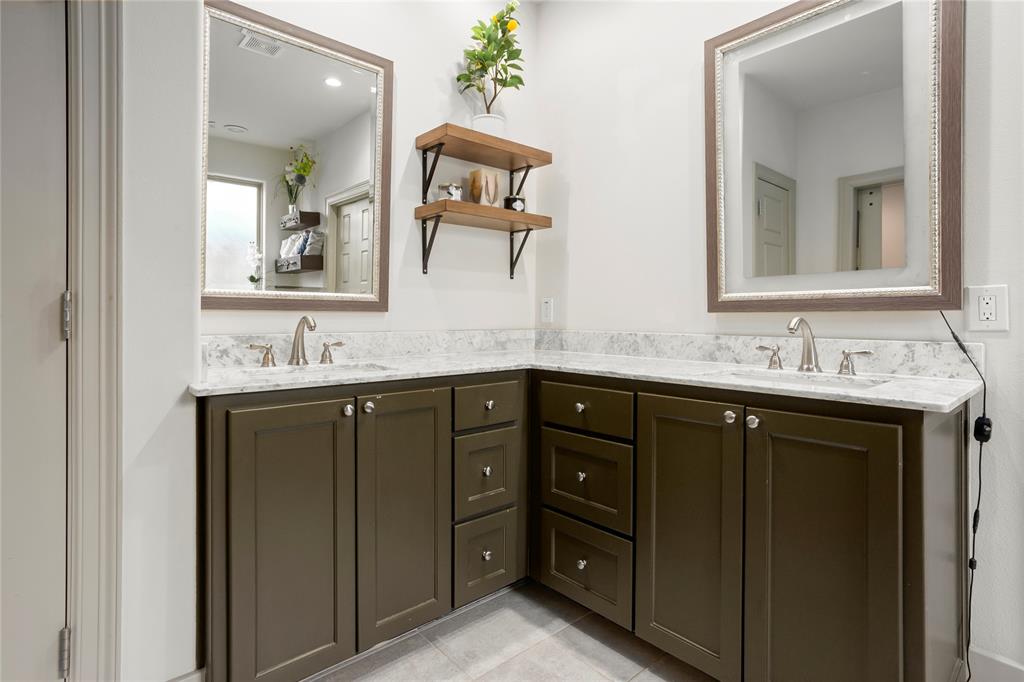 Country Club Heights Block 16 Lot 4 - Residential