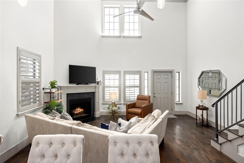 3816 W 7TH Street