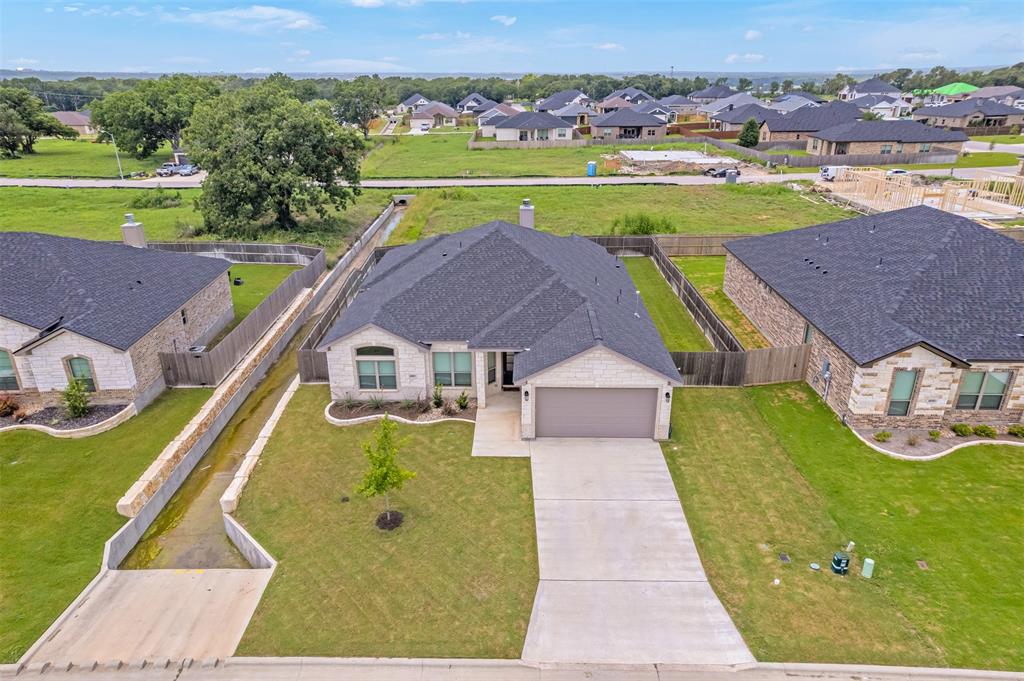 Bella Terra Ph II - Residential