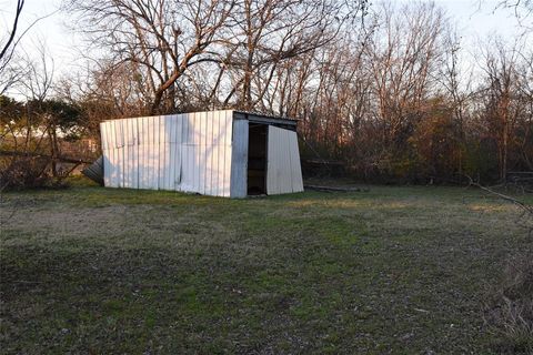 A home in Sulphur Springs