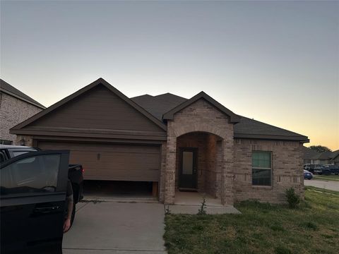 1009 Tumbleweed Trail Crowley TX 76036