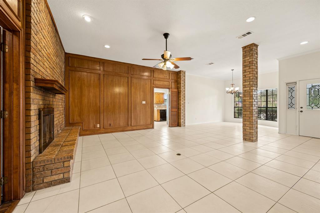 628 Shadowcrest Lane